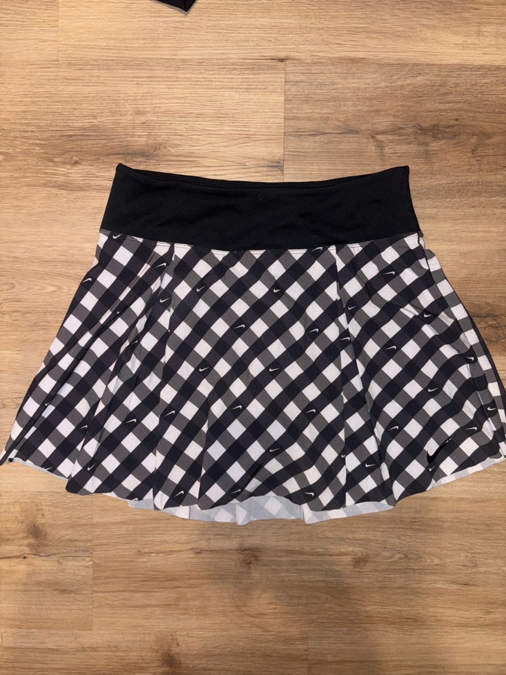 Nike Black & White Check Pleated Skirt
